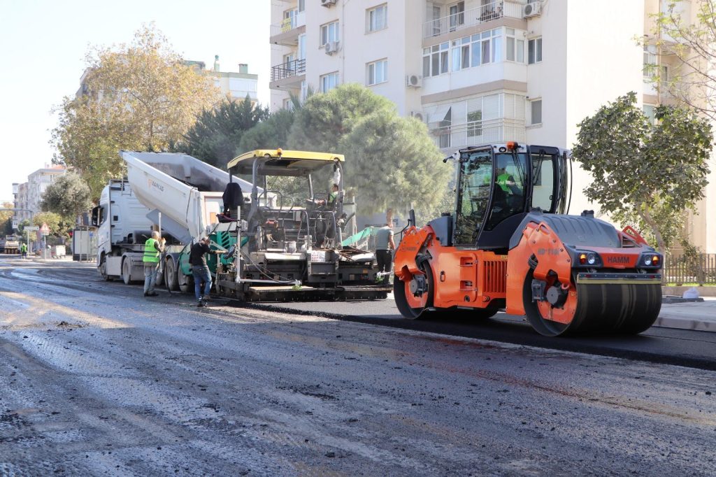 Bayraklı-Bornova hattında 5 kilometrelik yenileme