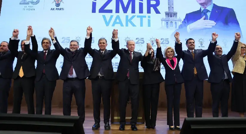 AK Partili Cemil Tugay’a peş peşe tebrik mesajları