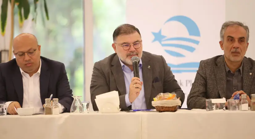 Saygılı’dan eğitime destek mesajı: İzmir’de öğretmen sayısı iki katına çıktı