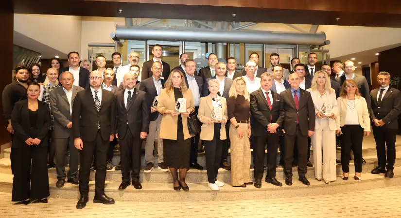 Ege’de 4 sektörde ihracatın yıldızı 20 firma ödüllendirildi